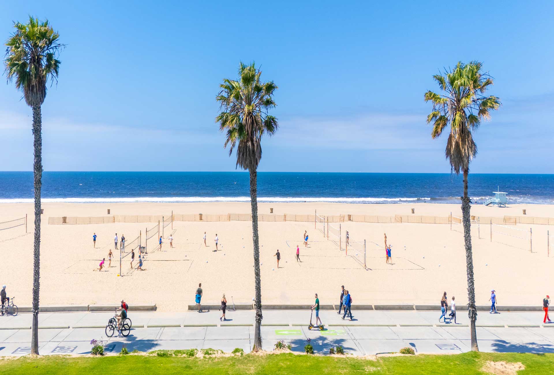 サンタモニカ サンタモニカを訪れ、最高のカリフォルニアを体験しよう